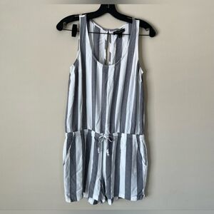 Banana Republic Factory Striped Drawstring Romper Grey/White with pockets size S